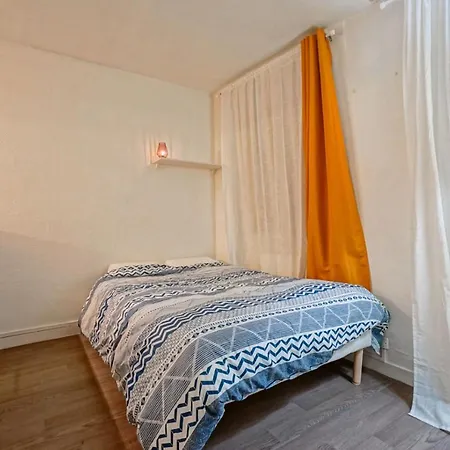 Studio For 2 Near The Marais París